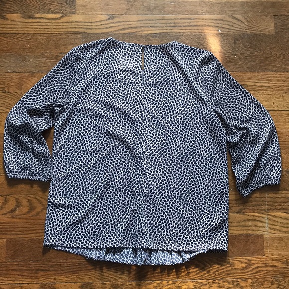 Ann Taylor Small Pink Print Ruffle Front Top - Picture 3 of 8